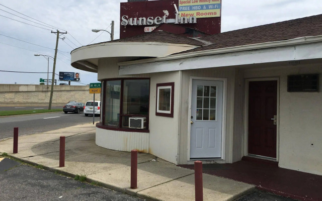 Sunset Inn
