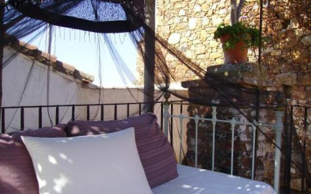 Hotel Boutique Condes Fucares