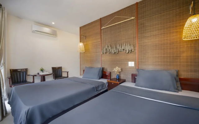 Rustic Hotel Danang