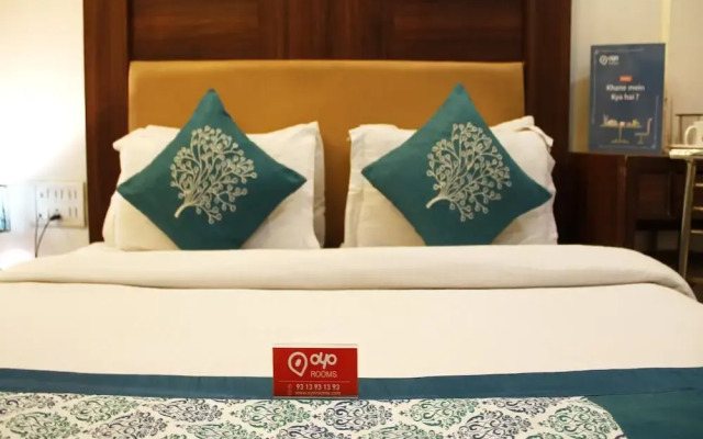 Oyo 2373 Hotel D Inn
