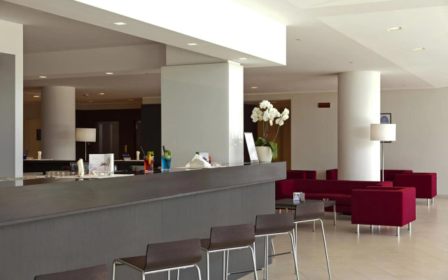 Inn Naples Airport