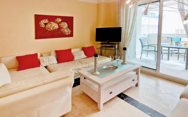 Banana Beach Marbella 4 pax 369