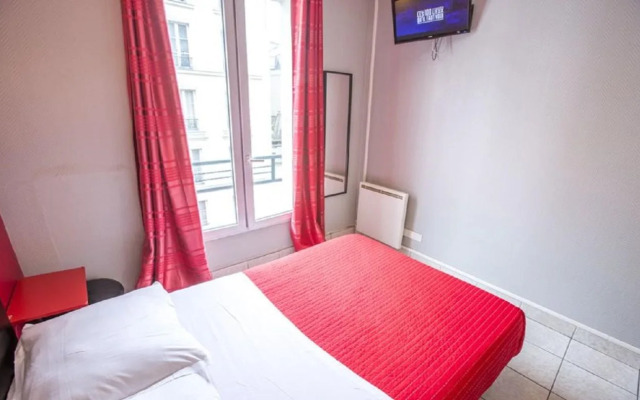 Hipotel Paris Montmartre