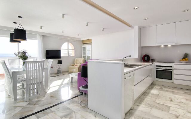 Duplex Penthouse with swimming pool
