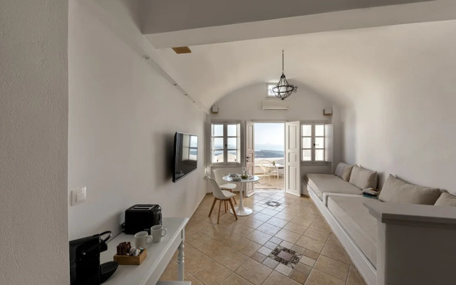 Calderas Hug & Panoramic Sea View Suites