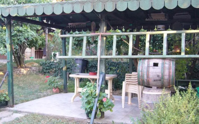 Guest House With The Wooden Plough