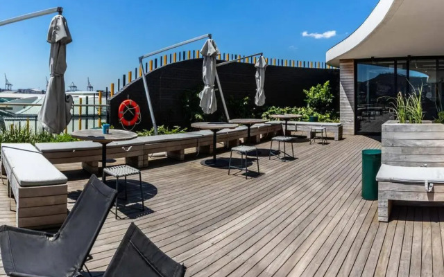 514 Wex1 Modern Studio Apartment