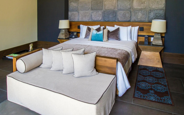 NIZUC Resort and Spa