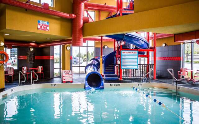 Comfort Suites Kelowna