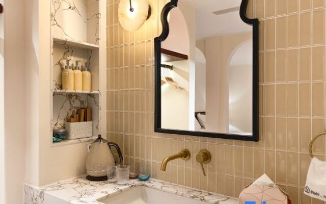 Beihai 8861 Flower Villa Design Hotel (Jintan Branch)