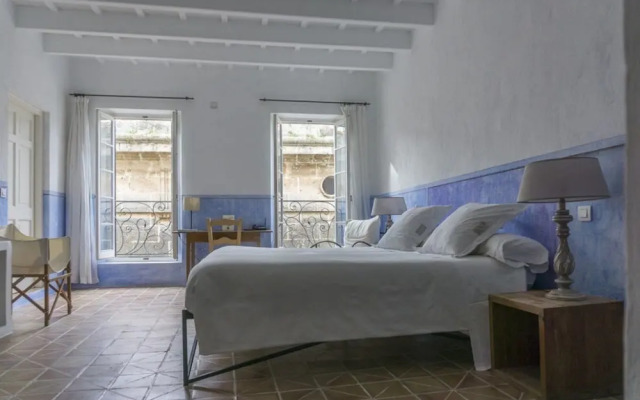 Hotel Tres Sants