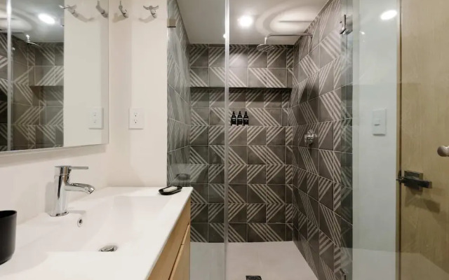 w Lovely Loft w/ Modern Balcony in Colima