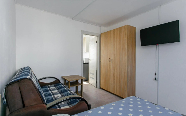 Apartments on Lazurnaya Dolina street, 85B