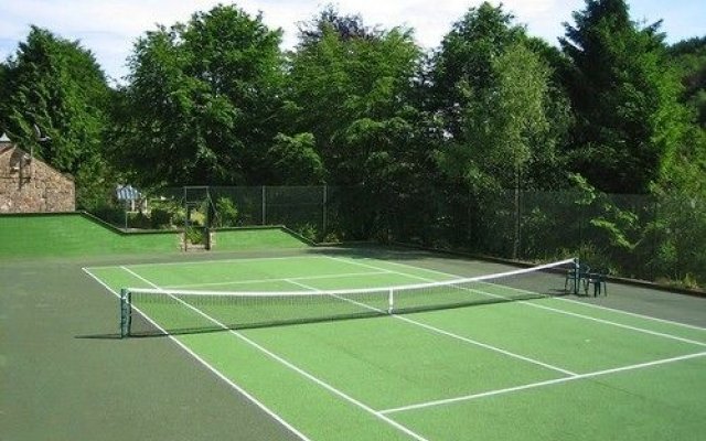 High Dalby House & Cottages