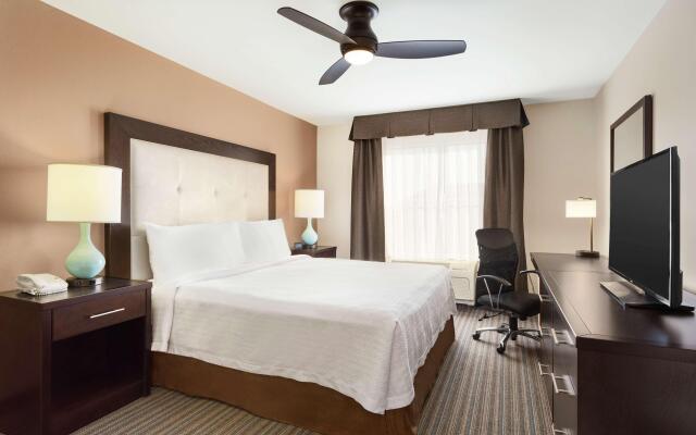 Homewood Suites by Hilton Fargo