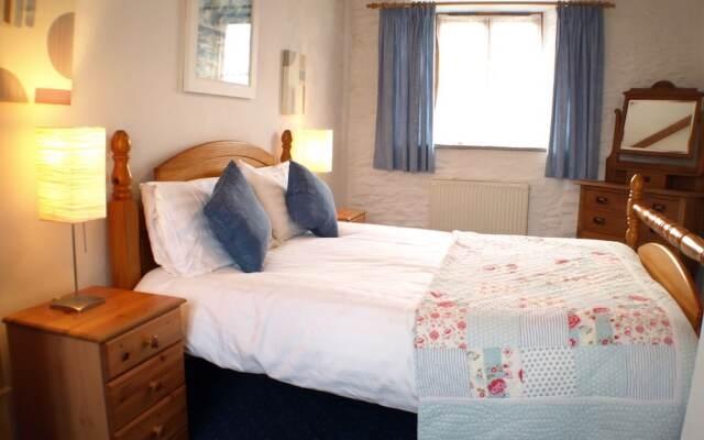 Polean Farm Cottages