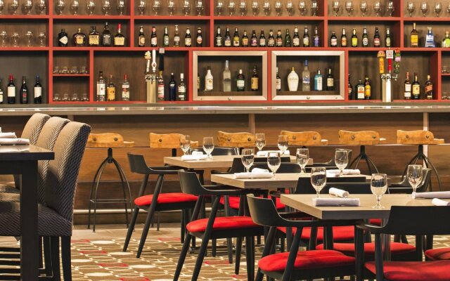 Four Points by Sheraton Bentonville