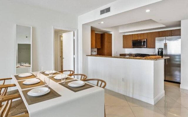 One Broadway by Miami Vacations