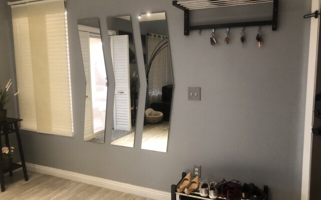 Locationstripeverything Is Closemodel House