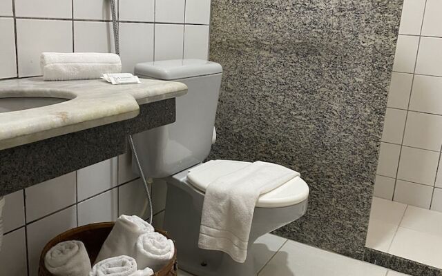 Rede Andrade Estrela Dalva Praia Hotel