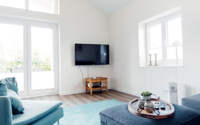 Loheide Modern Retreat
