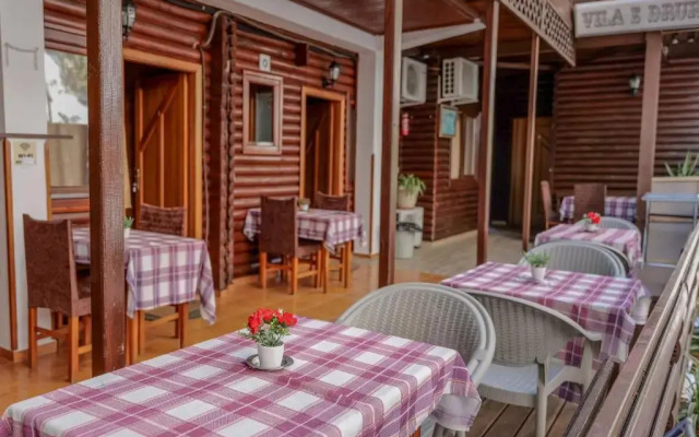 Dolanit Hotels Vila e Drurit