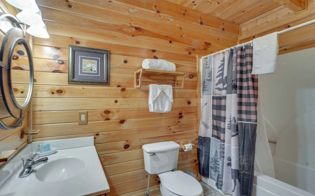 Inviting Sevierville Cabin w/ Deck & Hot Tub!