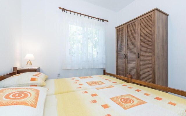 Nice Home in Vodice With Wifi and 3 Bedrooms
