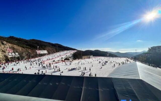 Yitingxuan · Family Jingyi Parent-Child Holiday Mountain Lodge