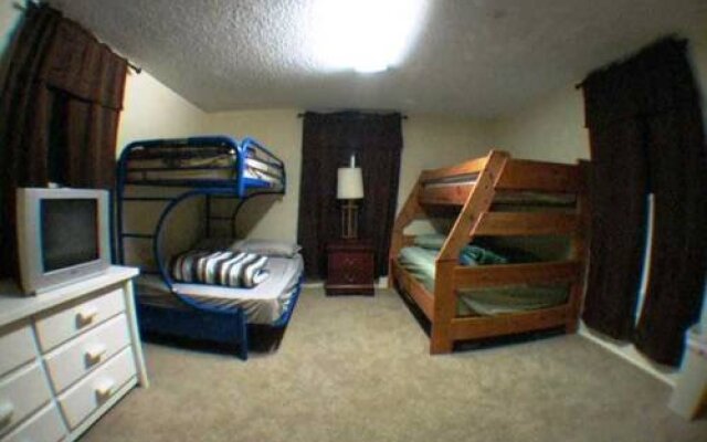 Big Bear Hostel