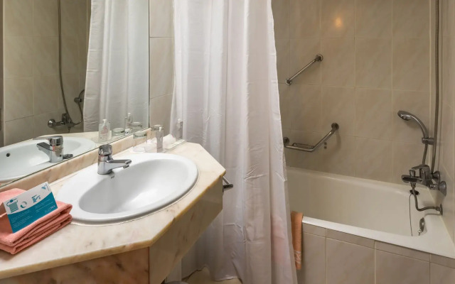 BLUESEA Costa Jardín Spa