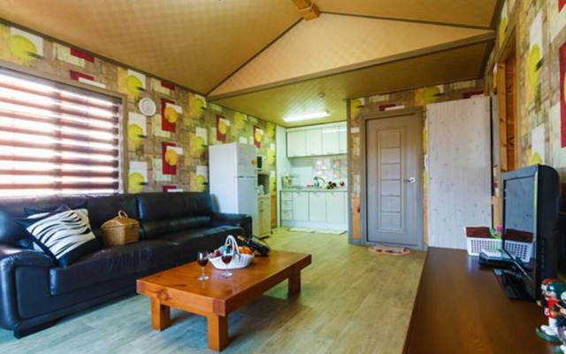 Anmyeondo Red Sun Pension