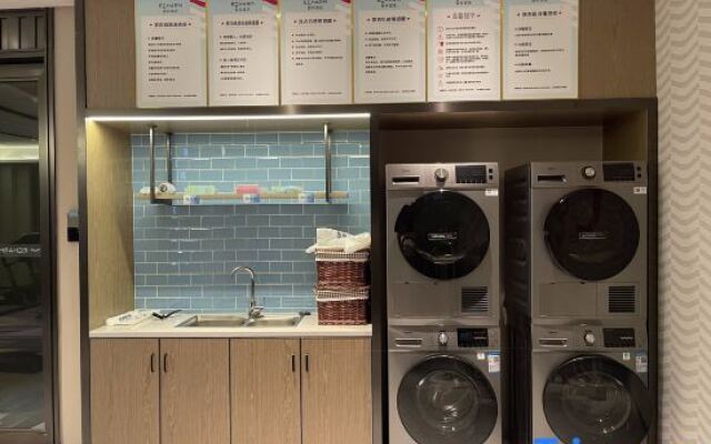 Yishang Hotel (Guangzhou Huadu Sunac Business College)