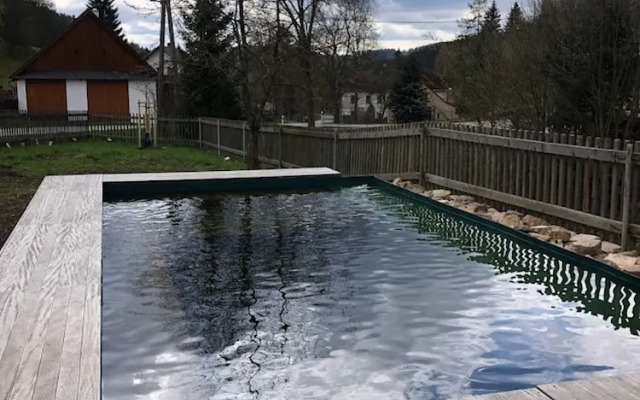 Villa in Javorek Near Zlamanec Park