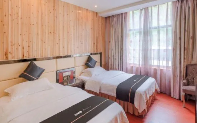 Kaitai Holiday Hotel