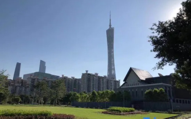 Guangzhou Jianshe Tata Apartment (Kecun Metro Station Guangzhou Tower Branch)