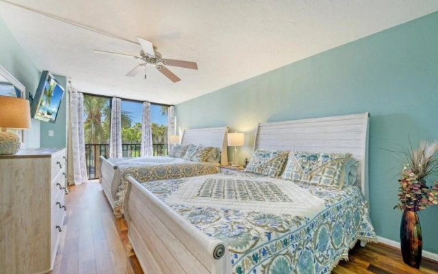 Sea Isles Condo in Bonita Springs