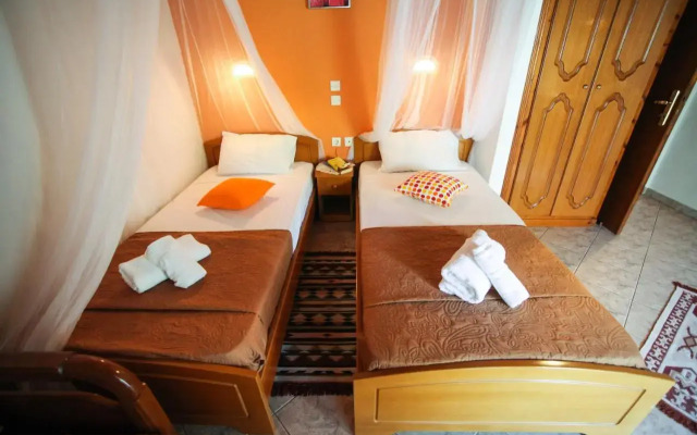 Mary Apartments Dassia