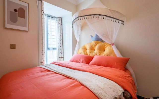 Zhengzhou Zhongyuan·Shenglong square