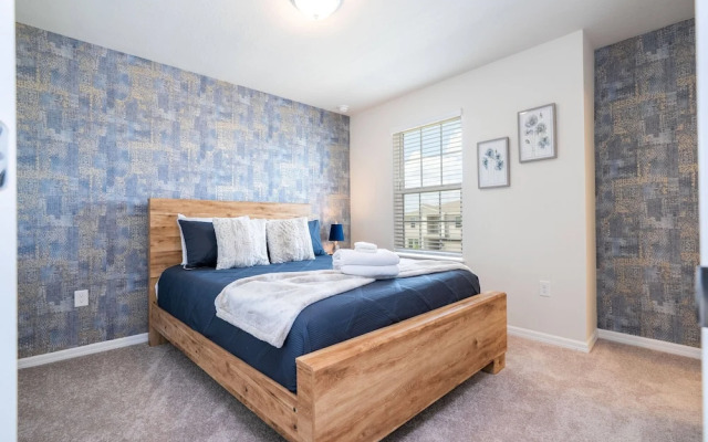 Windsor Cay 7BR Water Park Free