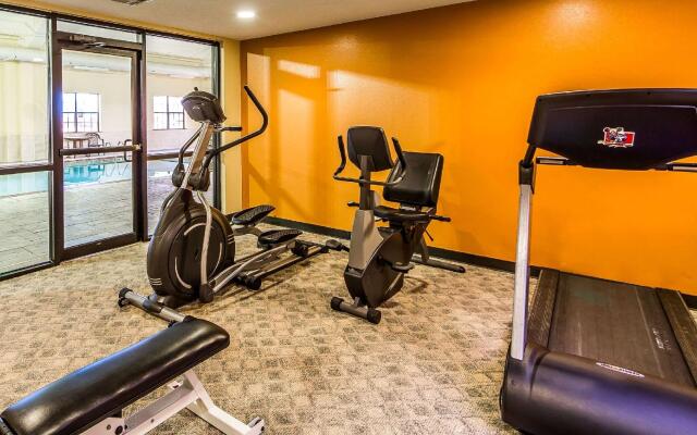 Comfort Inn & Suites