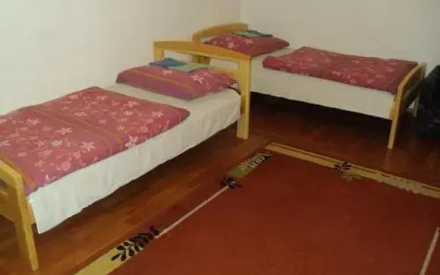 Erik Apartments