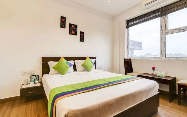 Sri Udupi Park by Treebo