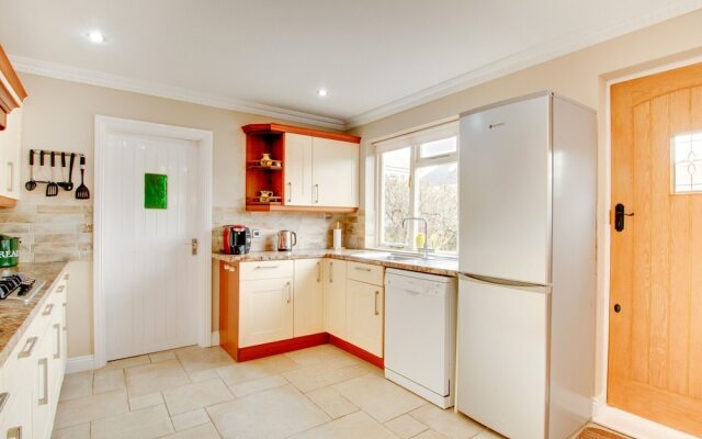 Chic Holiday Home in Swanage With Garden