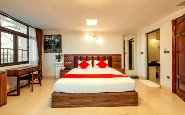 Westlake Tay Ho Hotel