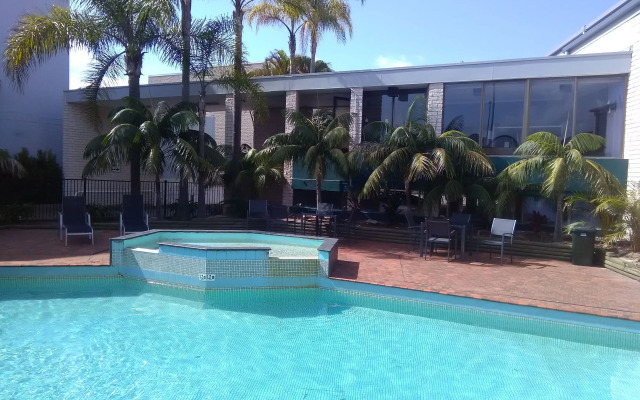 Best Western Palm Court Motor Inn