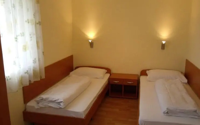 Tengerszem Apartments & Park
