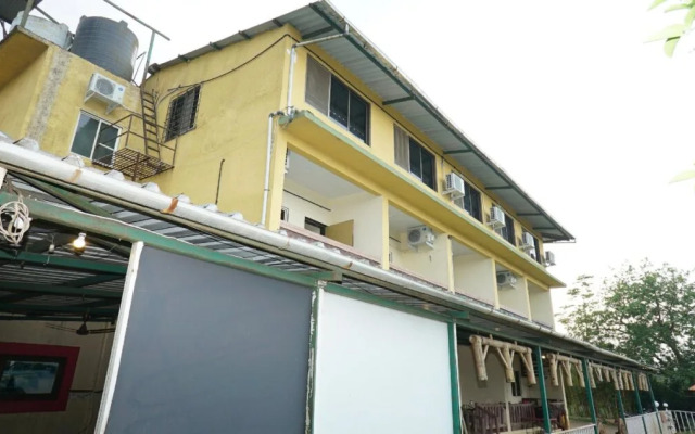 Shivneri Motels