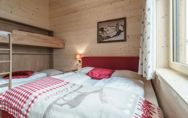 Chalet In Kaprun With Sauna, Hot Tub, Terrace, Fenced Garden