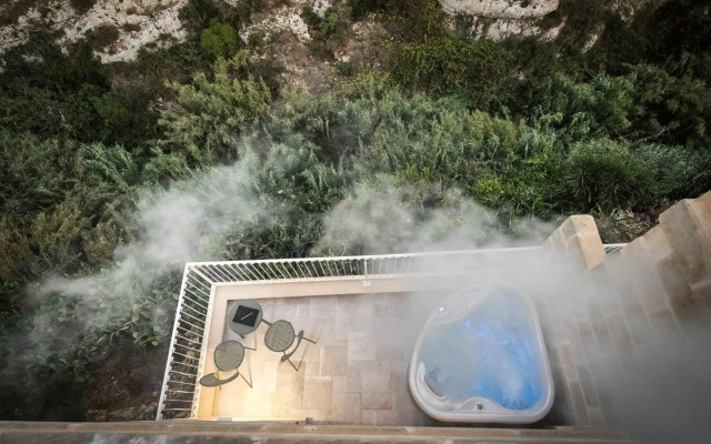 Cesca's Boutique Hotel
